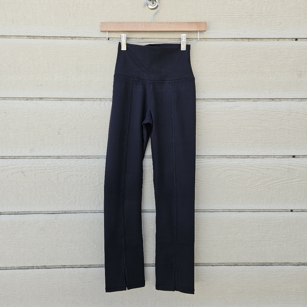 NWT offline by aerie the Hugger legging black with ankle slits XS